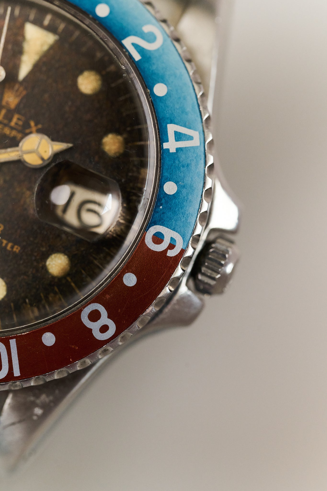 ROLEX GMT-MASTER 1675 GILT 'PCG' TROPICAL WIDE SWISS DIAL
