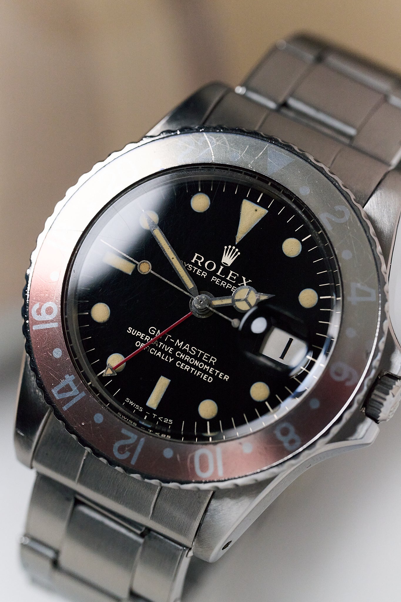 ROLEX GMT-MASTER 1675 GILT 'WIDE SWISS' DIAL