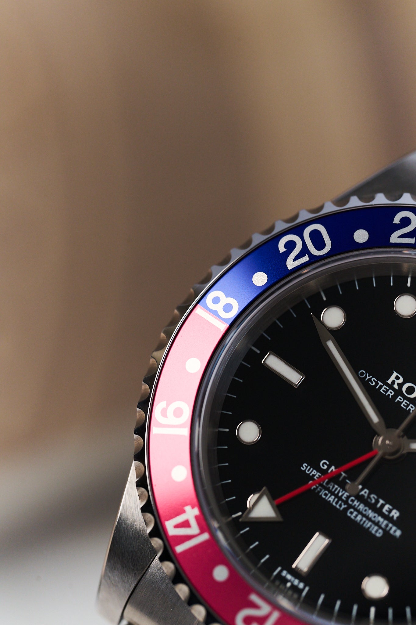 ROLEX GMT MASTER 16700 'SWISS ONLY' NOS