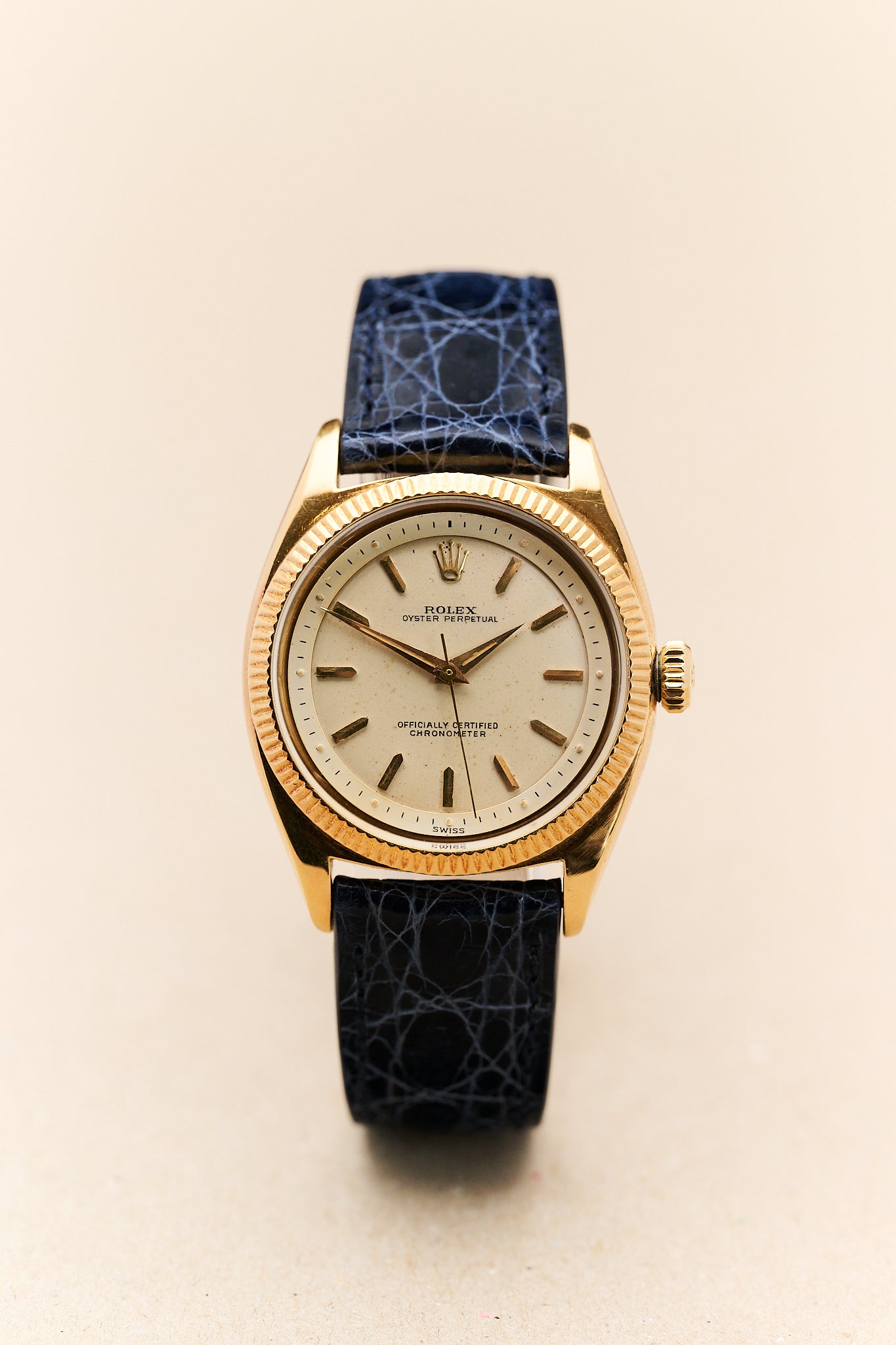 ROLEX OYSTER PERPETUAL 18K YELLOW GOLD 6502 'SANDWICH DIAL'