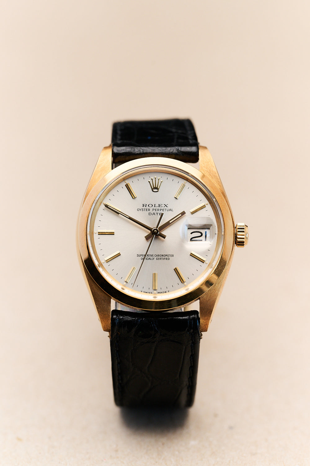 ROLEX OYSTER PERPETUAL DATE 1500/8 18K ROSE GOLD