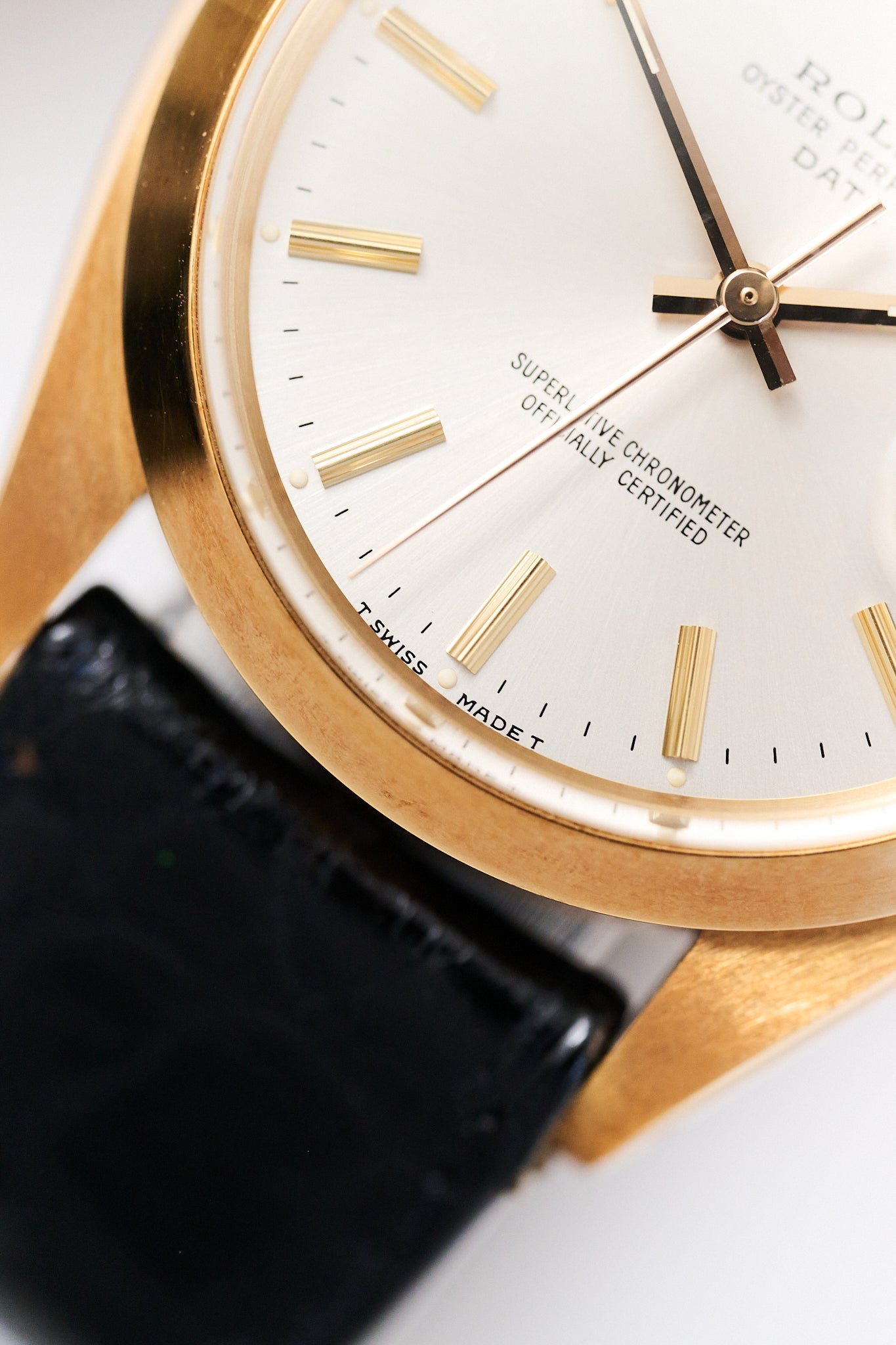 ROLEX OYSTER PERPETUAL DATE 1500/8 18K ROSE GOLD FULL SET