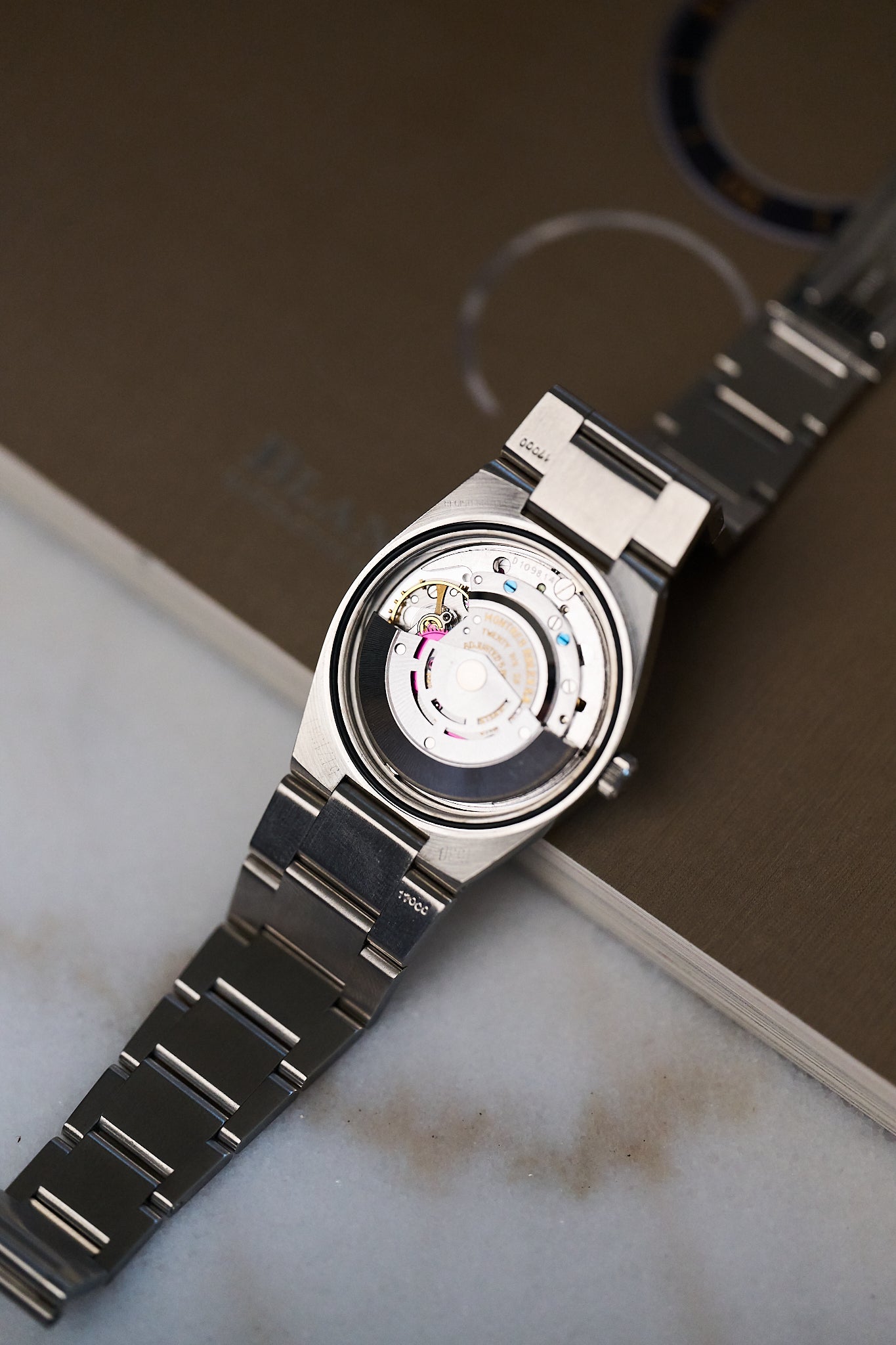 ROLEX OYSTER PERPETUAL DATE 1530