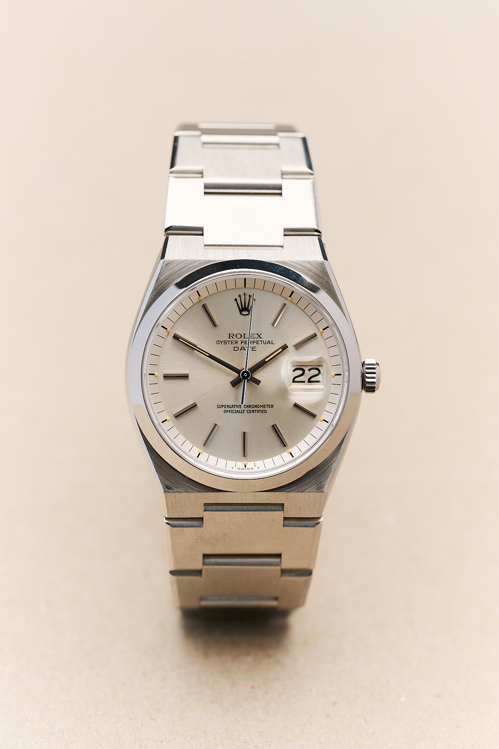 ROLEX OYSTER PERPETUAL DATE 1530