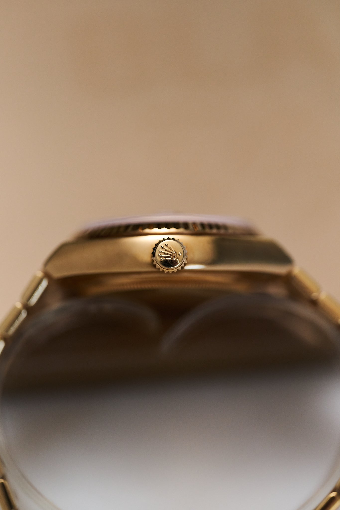 ROLEX OYSTERQUARTZ DAY-DATE 19018 'CHAMPAGNE DIAL' FULL SET
