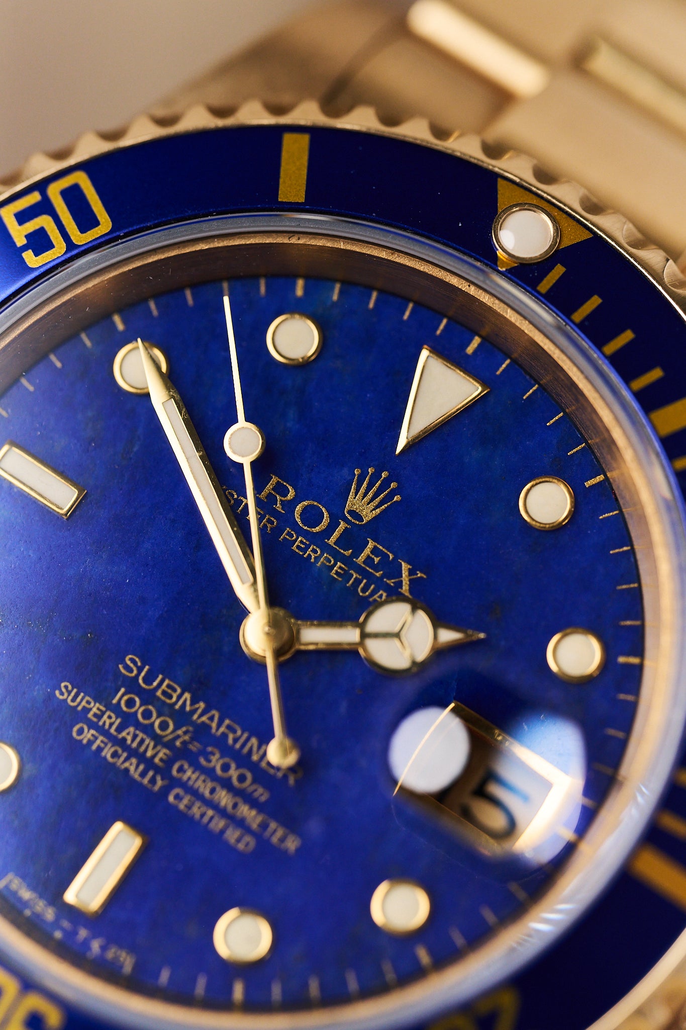 ROLEX SUBMARINER DATE 18K YELLOW GOLD 16618 ‘LAPIS LAZULI’