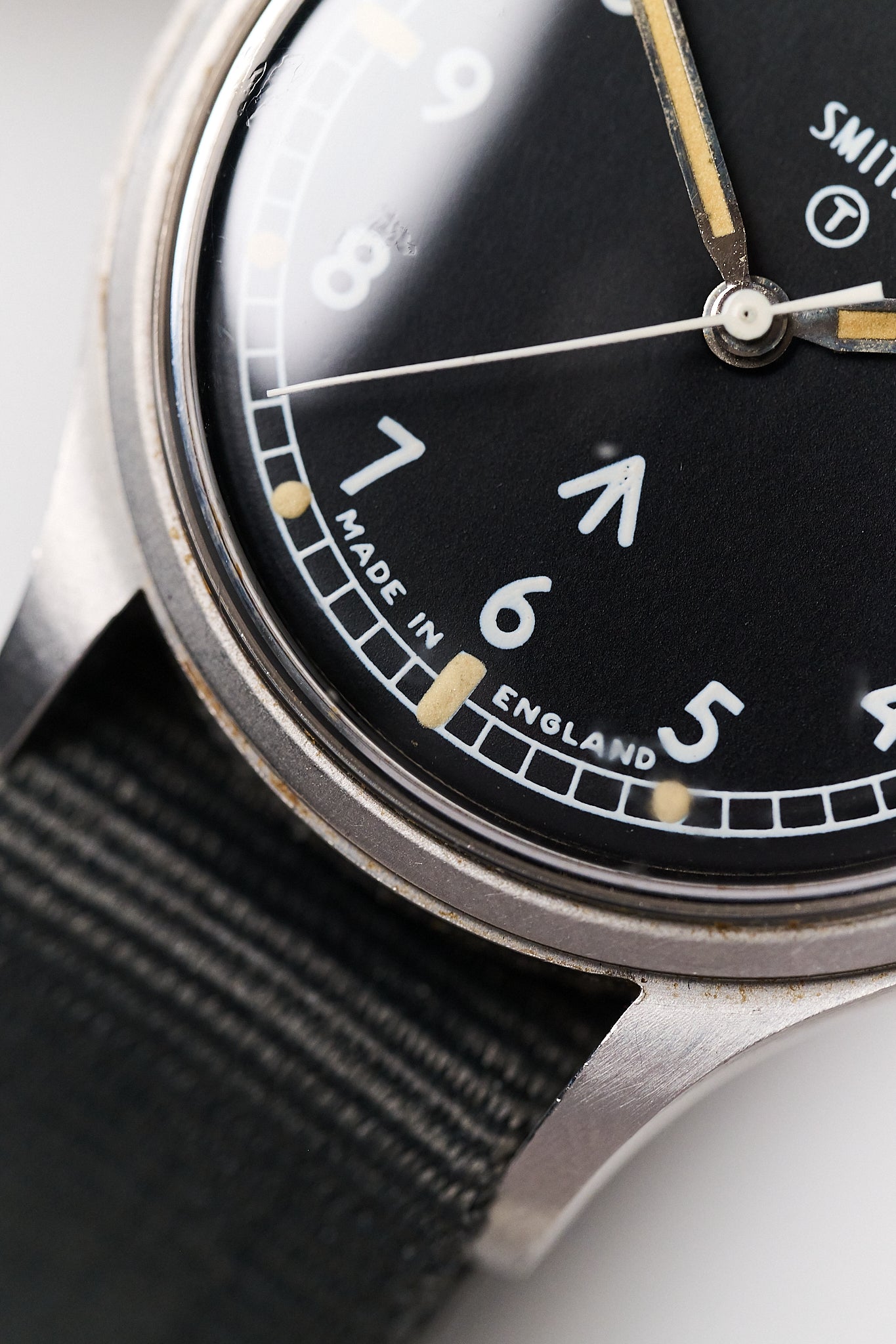 SMITHS W10 MILITARY ISSUED