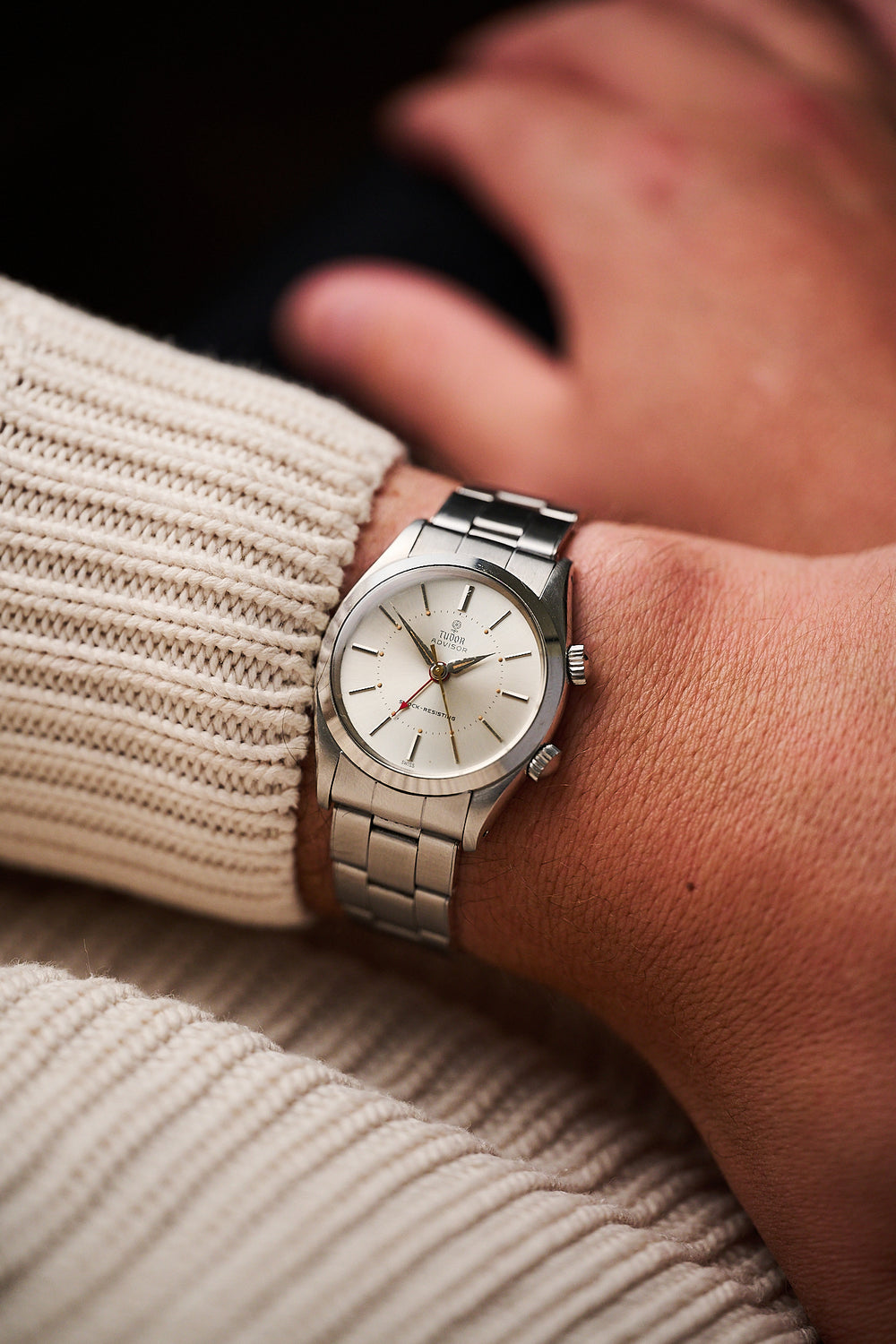 TUDOR ADVISOR 7926 'ALARM'