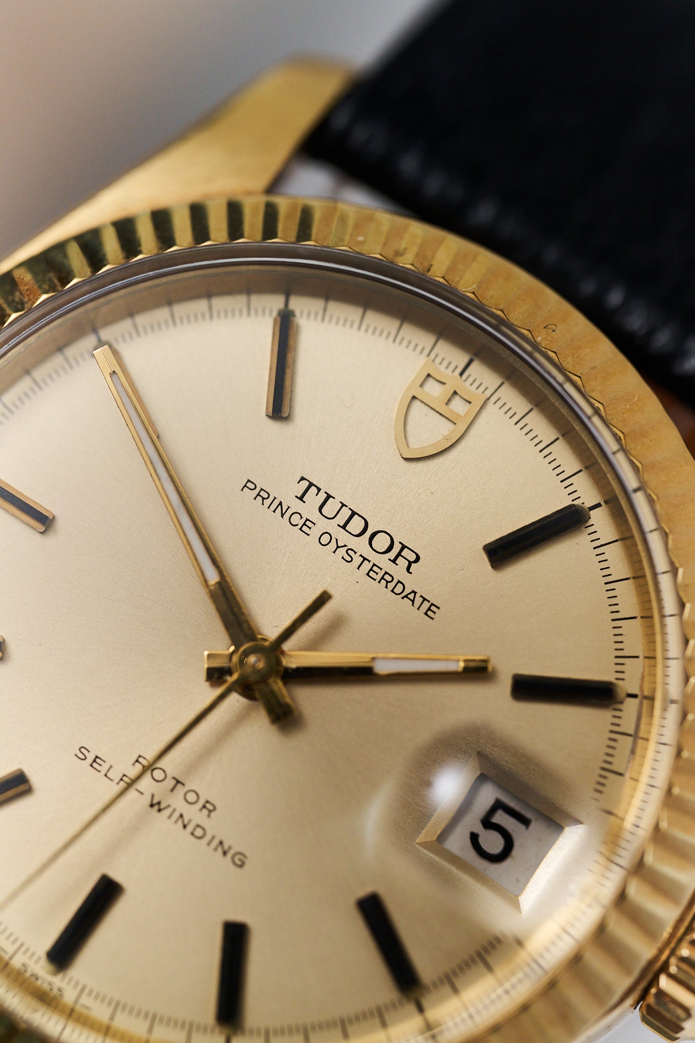 TUDOR PRINCE OYSTERDATE 9071/8 '18K YELLOW GOLD'