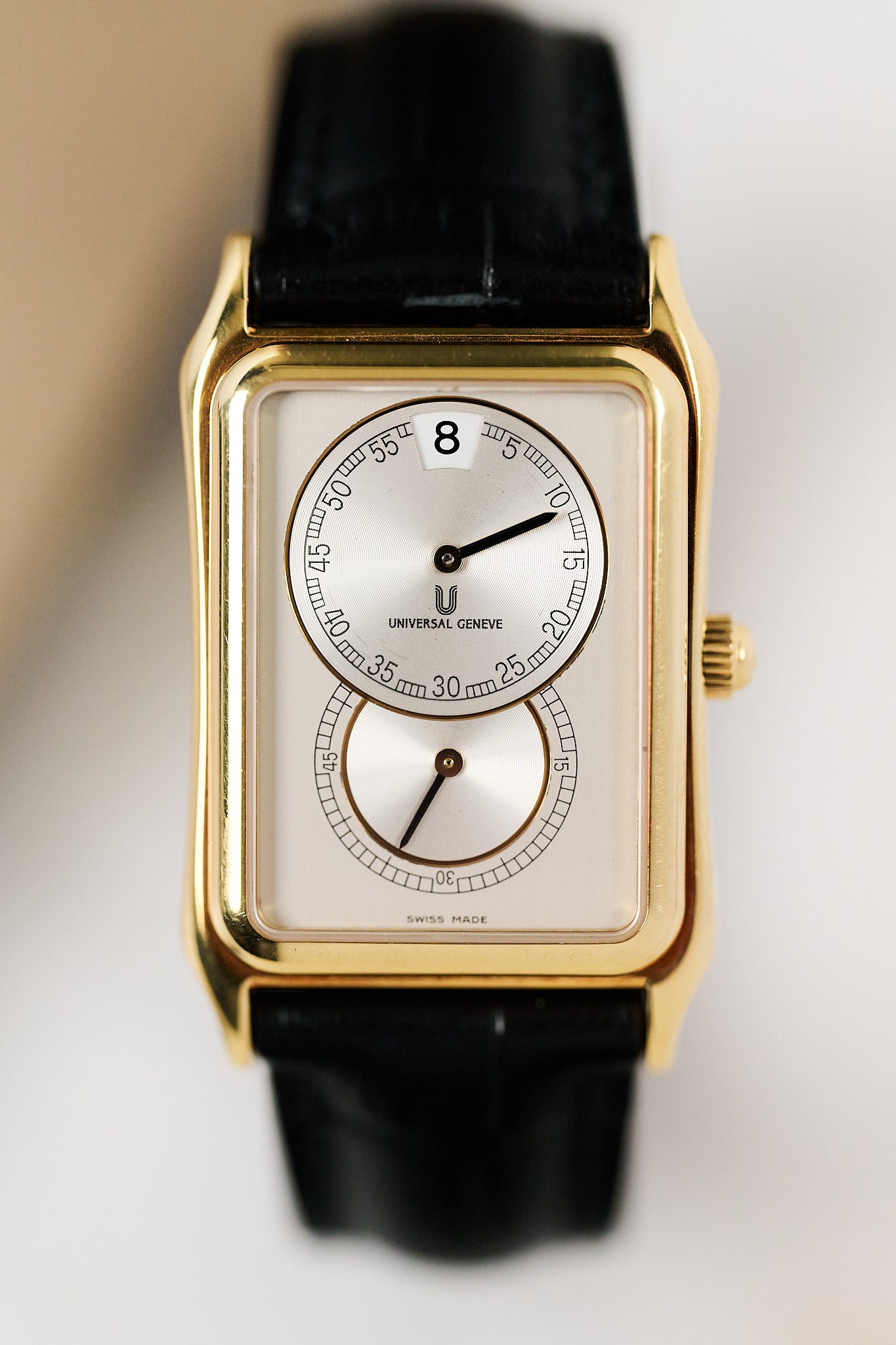 UNIVERSAL GENEVE JUMP HOUR 18K YELLOW GOLD 125.125