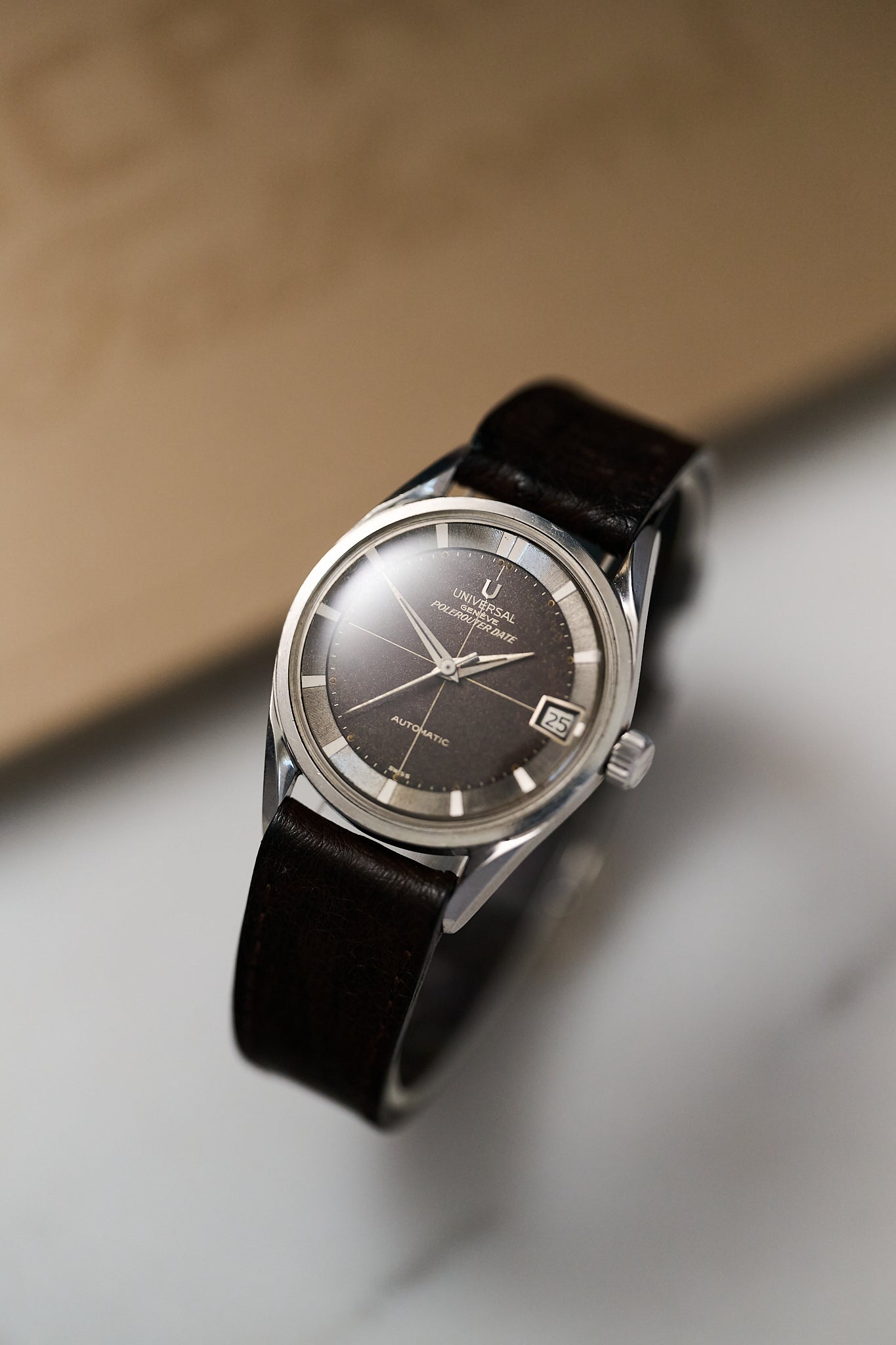 UNIVERSAL GENEVE POLEROUTER DATE 204610-2 'TROPICAL DIAL' MICROTOR