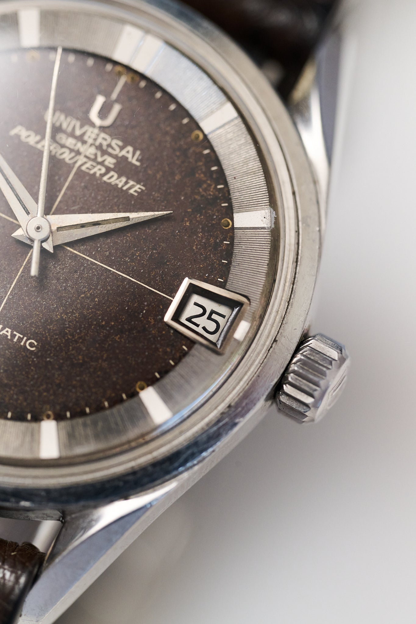 UNIVERSAL GENEVE POLEROUTER DATE 204610-2 'TROPICAL DIAL' MICROTOR