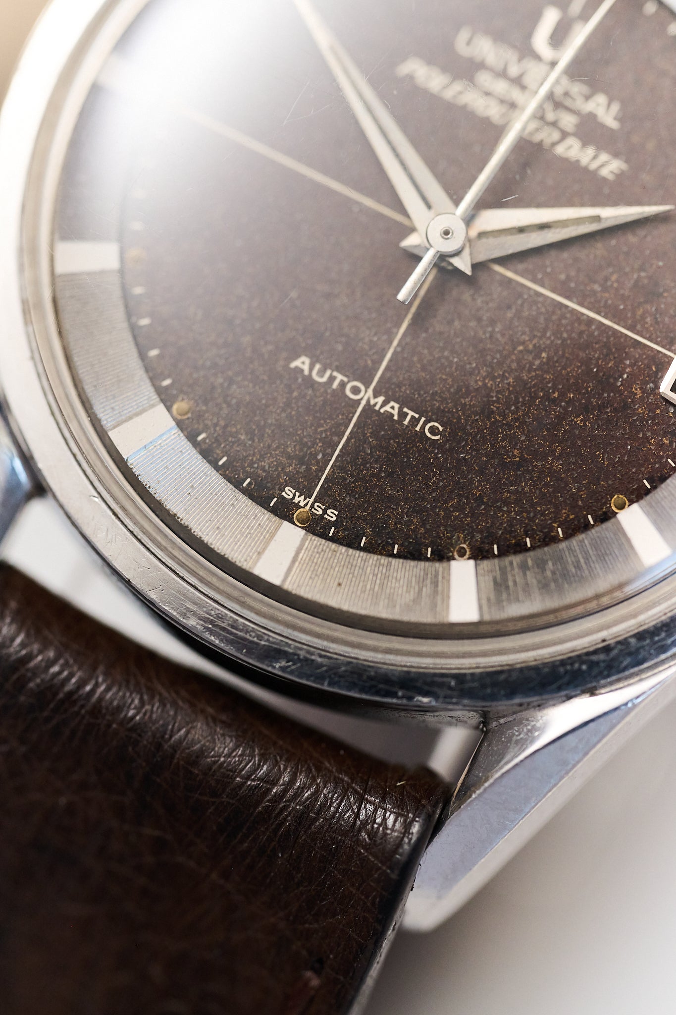 UNIVERSAL GENEVE POLEROUTER DATE 204610-2 'TROPICAL DIAL' MICROTOR