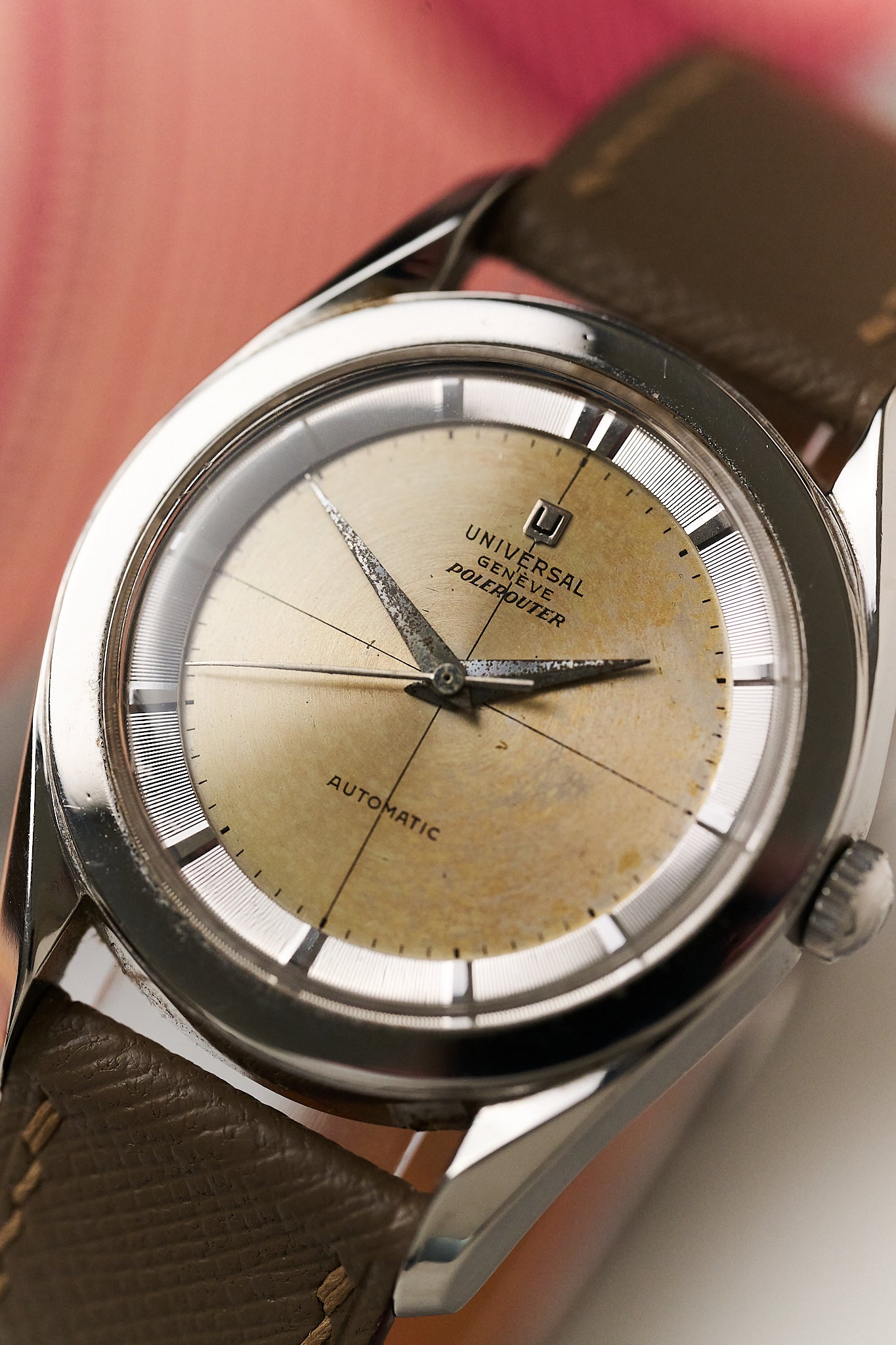 UNIVERSAL GENEVE POLEROUTER 'SILVER DIAL'