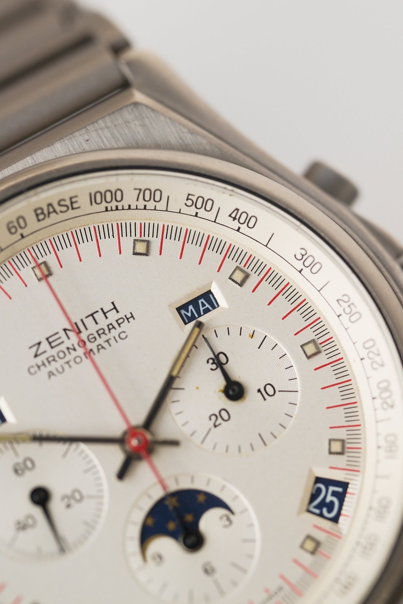 ZENITH 'PORT ROYAL' TRIPLE CALENDAR CHRONOGRAPH