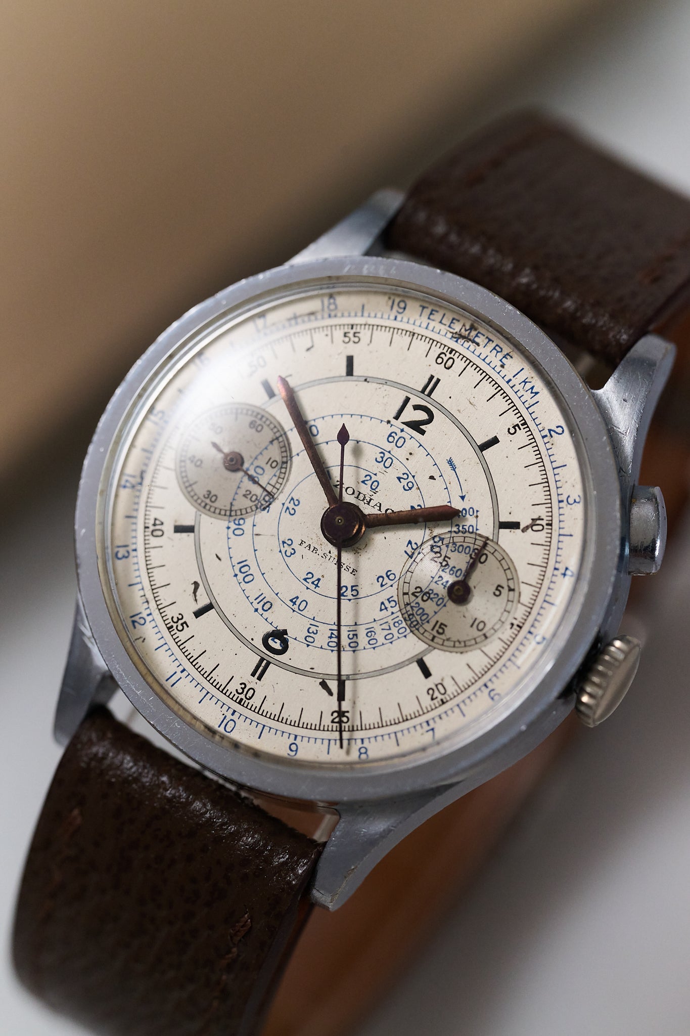 ZODIAC MONOPUSHER CHRONOGRAPH SECTOR DIAL 'FAB SUISSE'