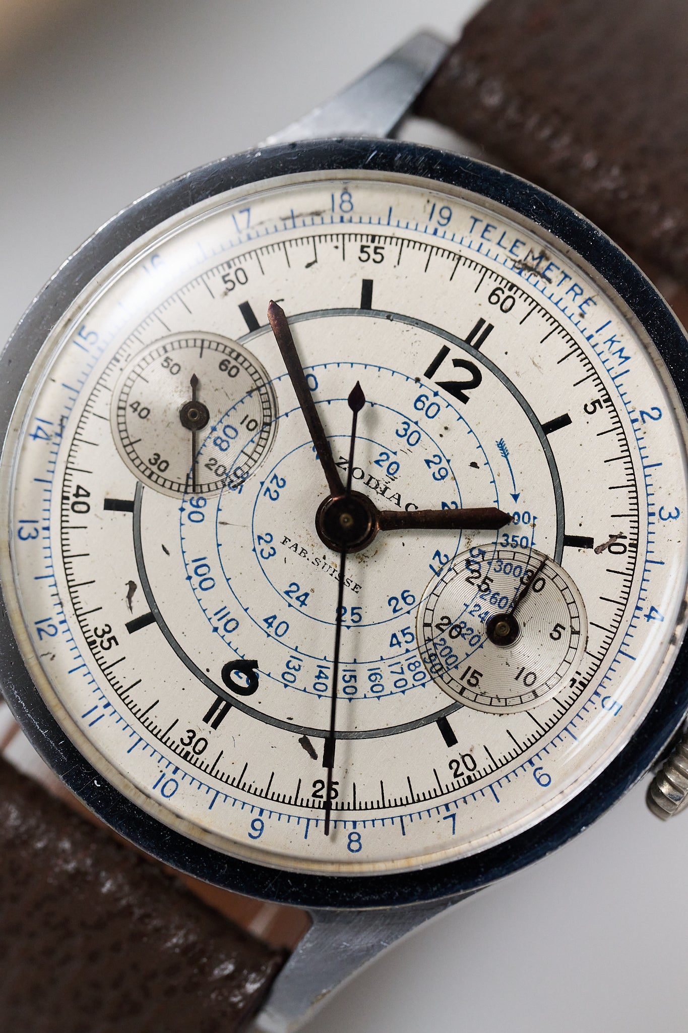 ZODIAC MONOPUSHER CHRONOGRAPH SECTOR DIAL 'FAB SUISSE'